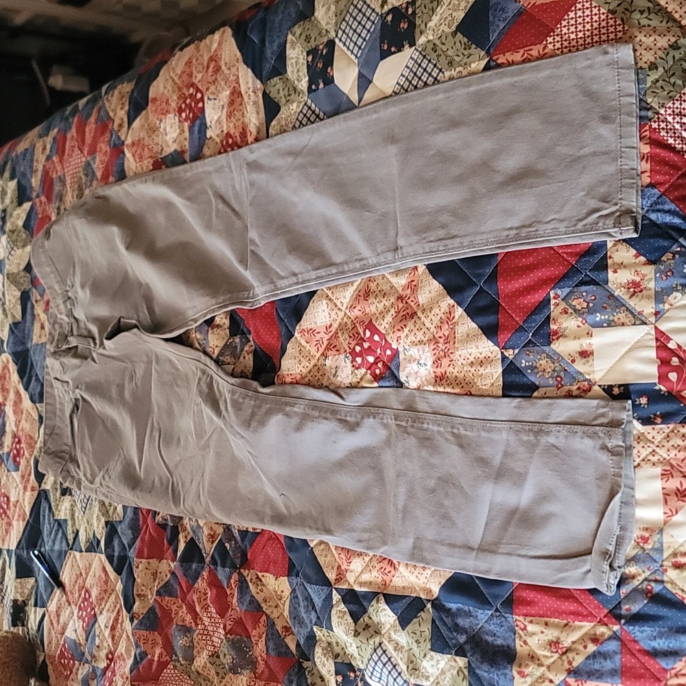 Woman pants - Picture 2 of 4